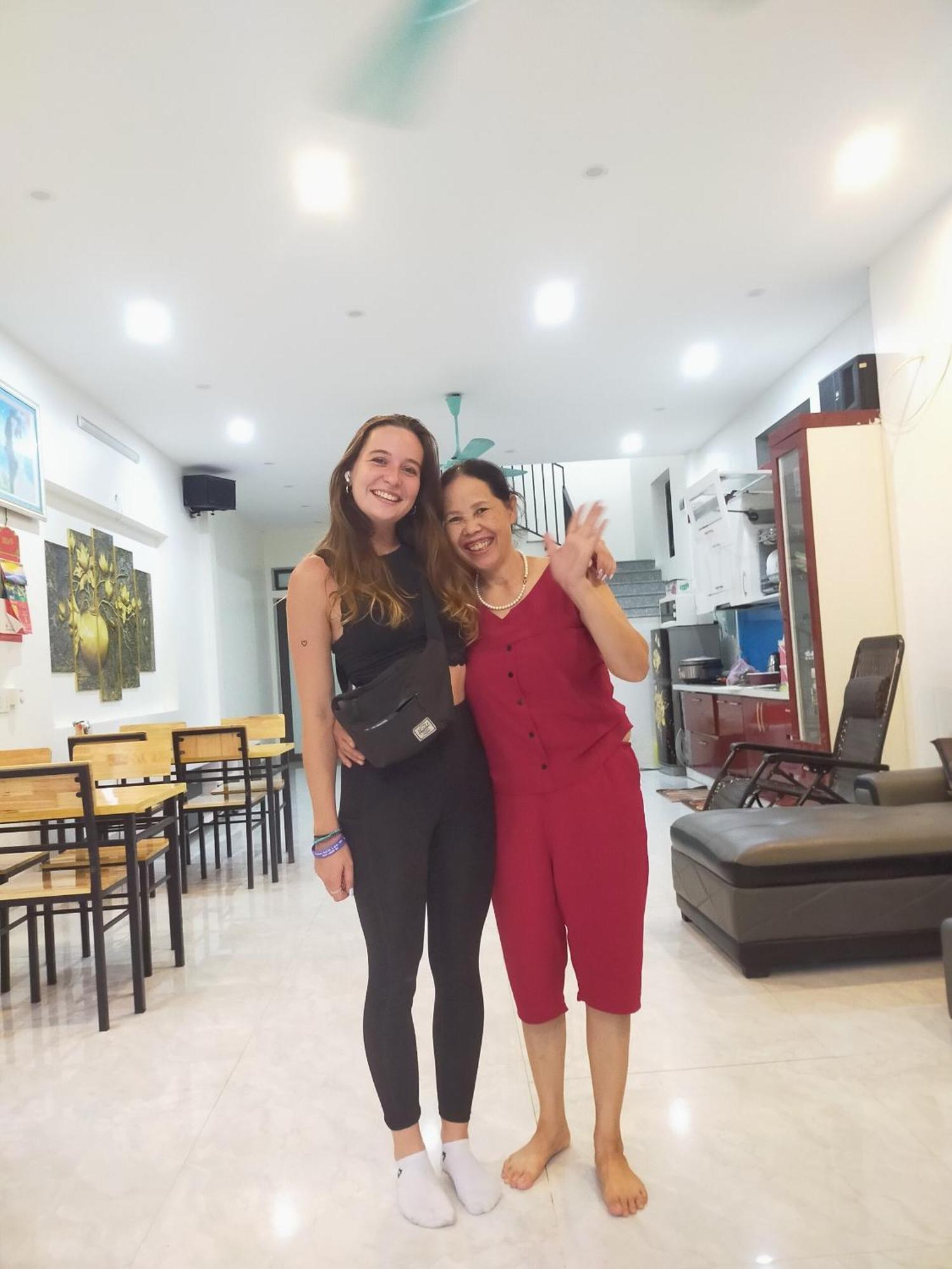 Truong Son Luxury Homestay Нин Бин Екстериор снимка