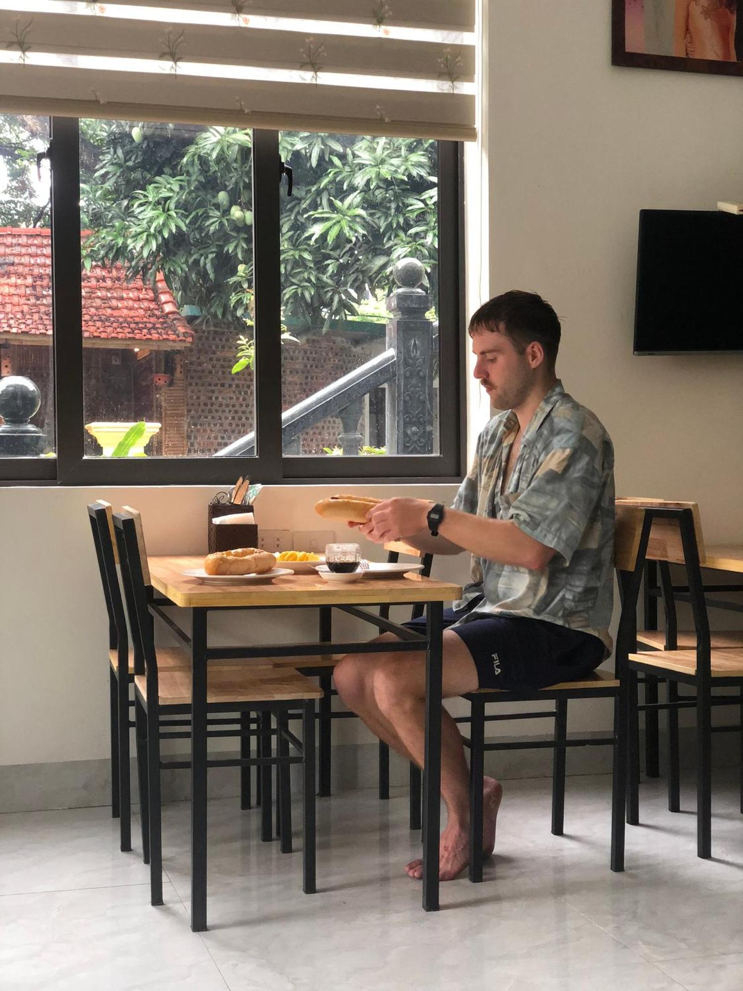 Truong Son Luxury Homestay Нин Бин Екстериор снимка