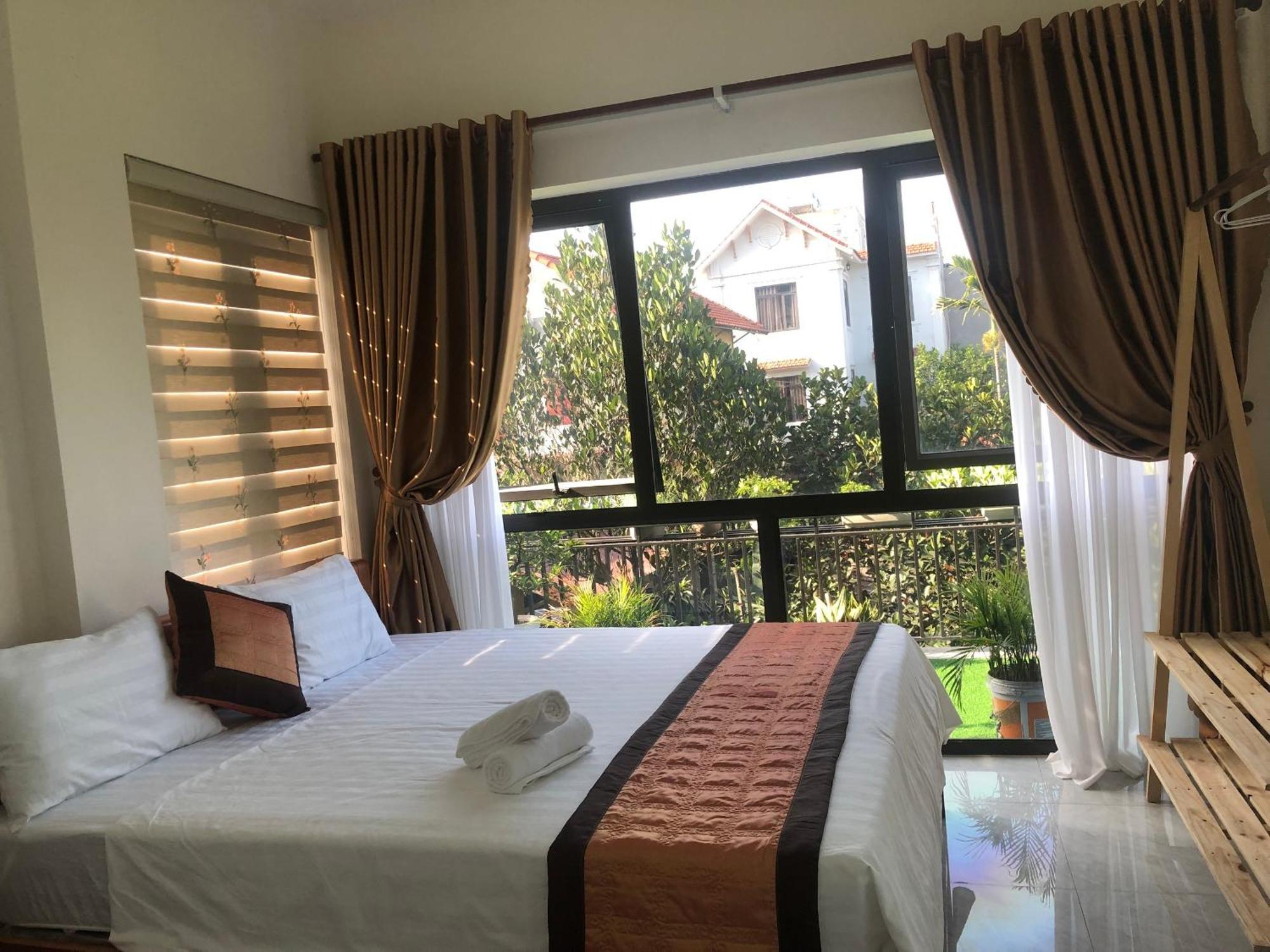 Truong Son Luxury Homestay Нин Бин Екстериор снимка